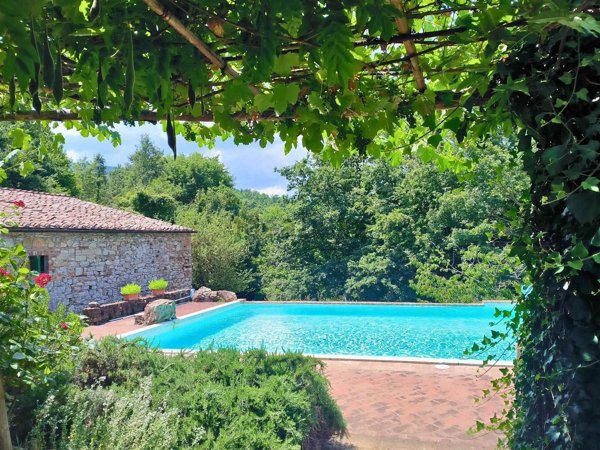 casale in vendita a Radicondoli