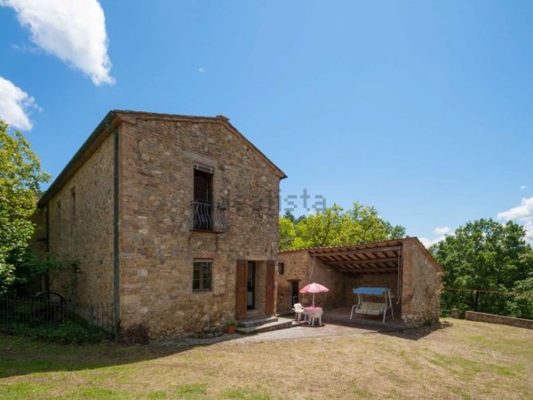 casale in vendita a Radicondoli