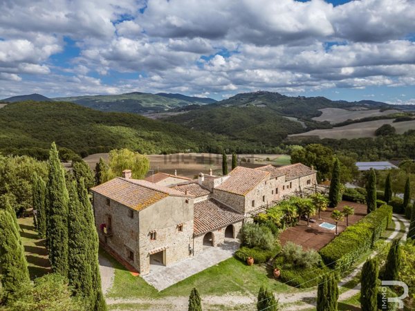 casale in vendita a Radicondoli