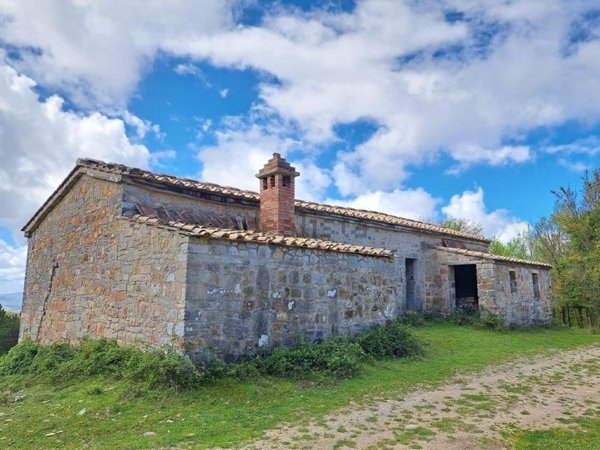 casale in vendita a Radicondoli