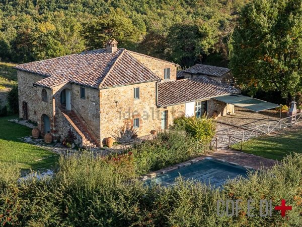 casale in vendita a Radicondoli in zona Anqua