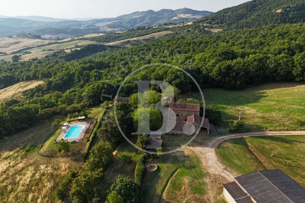 casale in vendita a Radicondoli