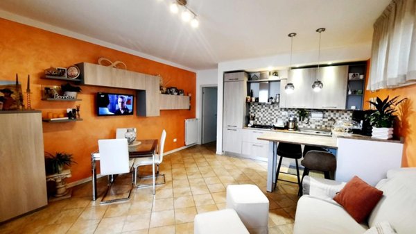 appartamento in vendita a Rapolano Terme in zona Serre di Rapolano