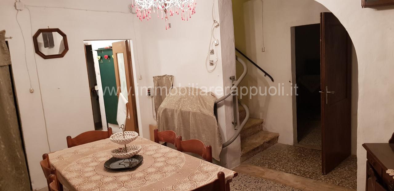 appartamento in vendita a Rapolano Terme in zona Serre di Rapolano