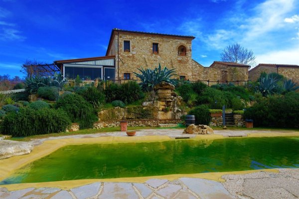 casa indipendente in vendita a Rapolano Terme in zona Serre di Rapolano