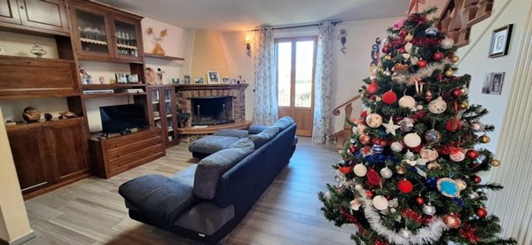 casa indipendente in vendita a Rapolano Terme