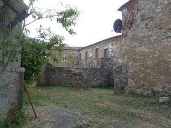rudere in vendita a Rapolano Terme