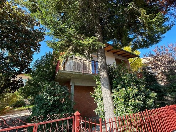 casa indipendente in vendita a Rapolano Terme