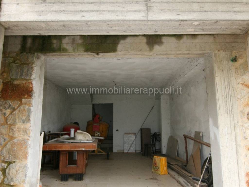 casa indipendente in vendita a Rapolano Terme in zona Serre di Rapolano