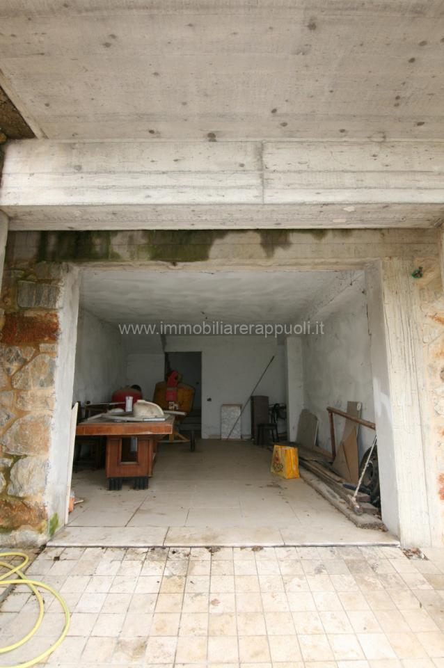 casa indipendente in vendita a Rapolano Terme in zona Serre di Rapolano