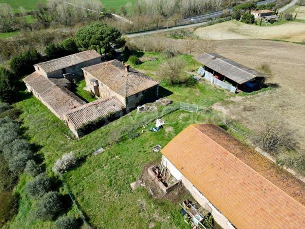casa indipendente in vendita a Rapolano Terme