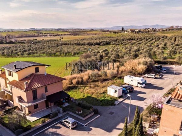 bifamiliare in vendita a Rapolano Terme in zona Serre di Rapolano