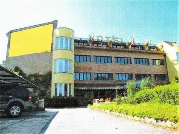negozio in vendita a Rapolano Terme