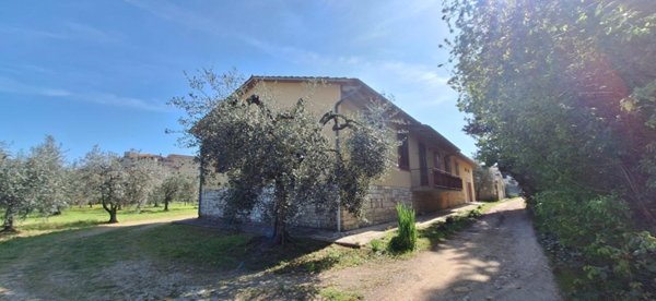 casa indipendente in vendita a Rapolano Terme
