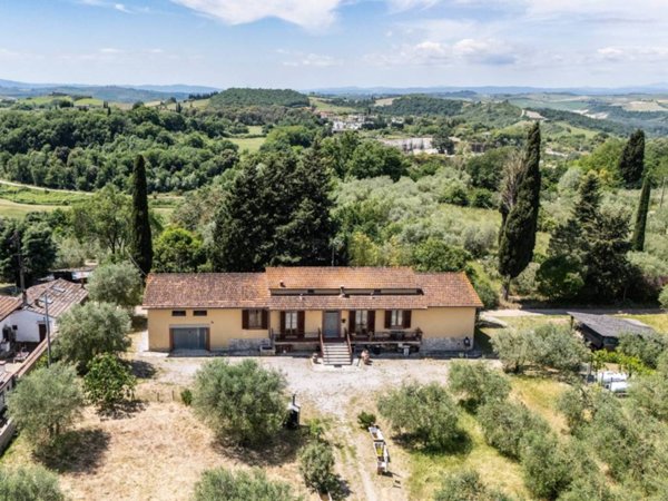 casa indipendente in vendita a Rapolano Terme