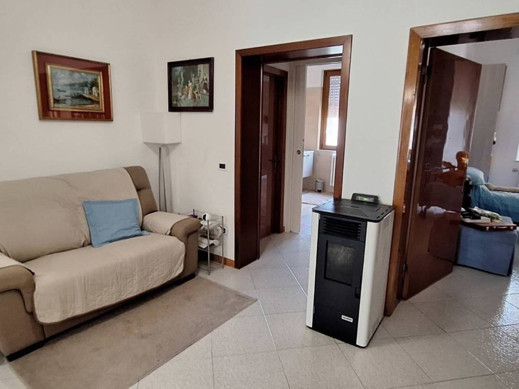 casa indipendente in vendita a Rapolano Terme