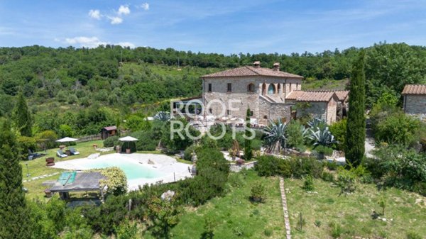 casa indipendente in vendita a Rapolano Terme in zona Serre di Rapolano