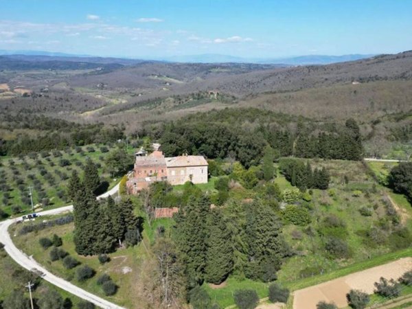 casa indipendente in vendita a Rapolano Terme