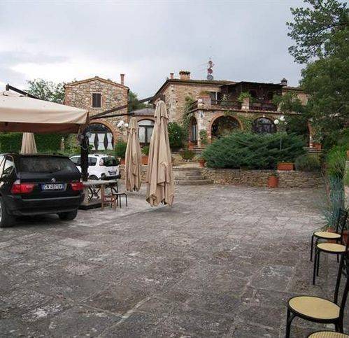 casale in vendita a Rapolano Terme