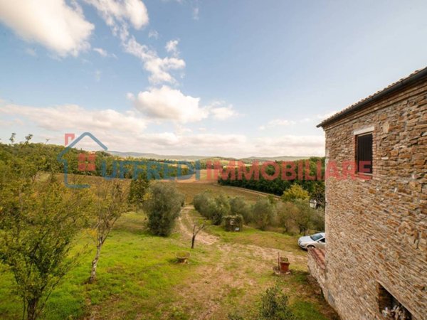 casa indipendente in vendita a Rapolano Terme