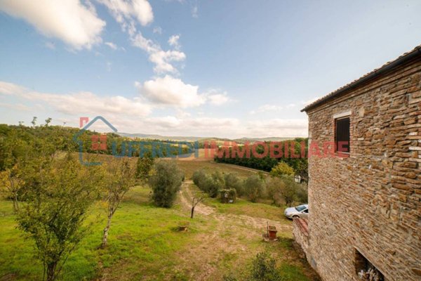 casa indipendente in vendita a Rapolano Terme
