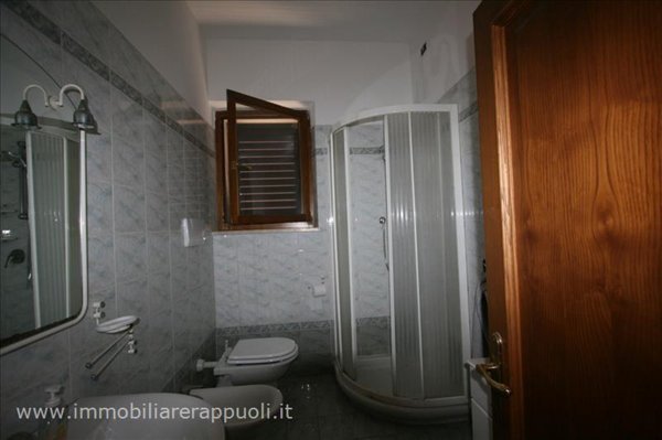 casa indipendente in vendita a Rapolano Terme in zona Armaiolo