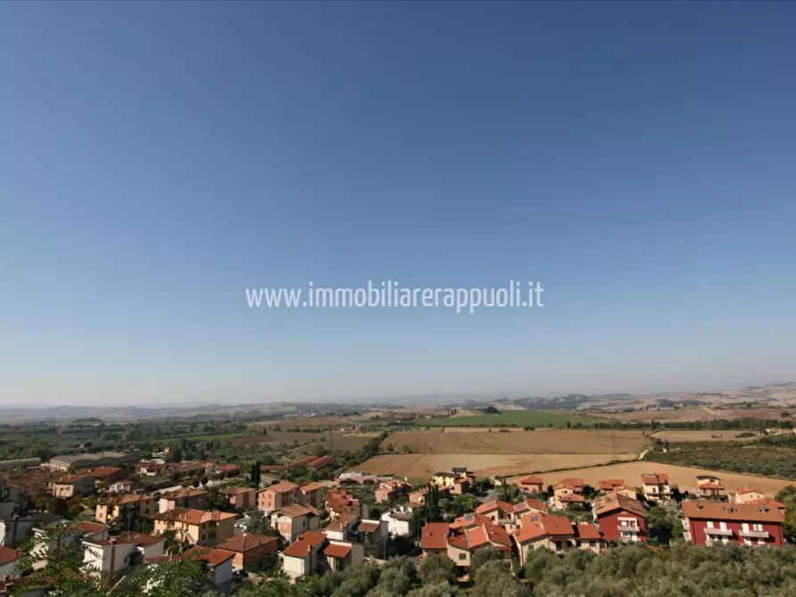 casa indipendente in vendita a Rapolano Terme in zona Serre di Rapolano