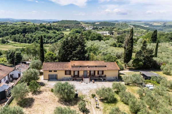 casa indipendente in vendita a Rapolano Terme