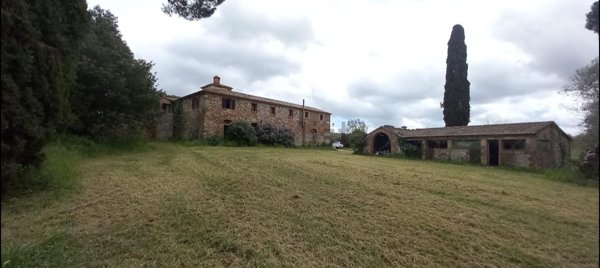 casale in vendita a Rapolano Terme