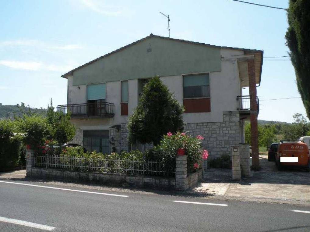 appartamento in vendita a Rapolano Terme in zona Serre di Rapolano