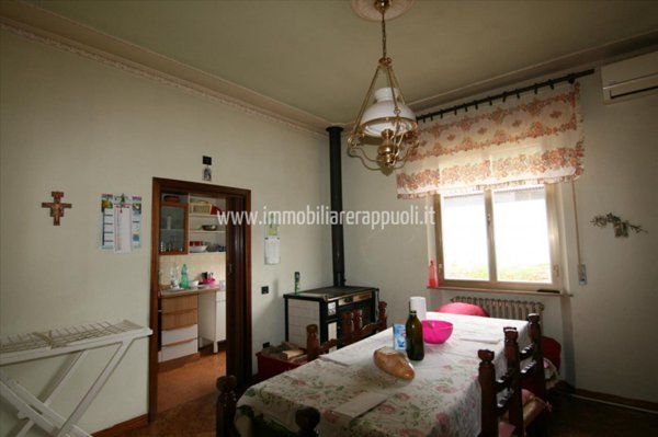 casa indipendente in vendita a Rapolano Terme