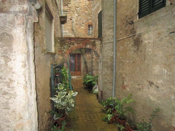 appartamento in vendita a Rapolano Terme in zona Serre di Rapolano