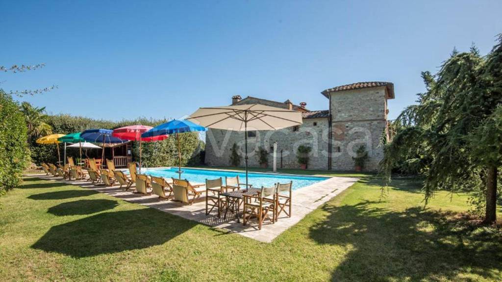 negozio in vendita a Rapolano Terme