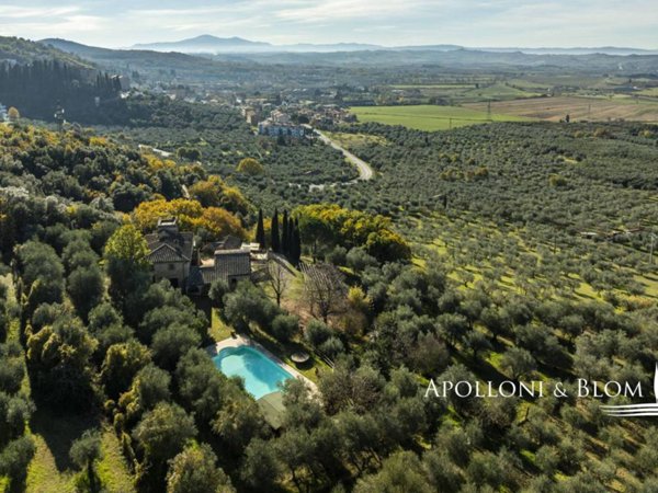 casa indipendente in vendita a Rapolano Terme in zona Serre di Rapolano