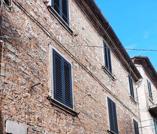 casa semindipendente in vendita a Rapolano Terme in zona Serre di Rapolano