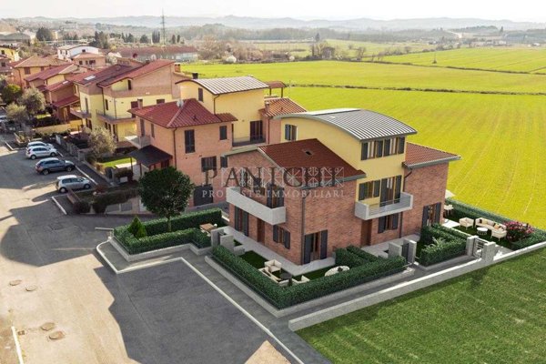 casa indipendente in vendita a Rapolano Terme in zona Serre di Rapolano