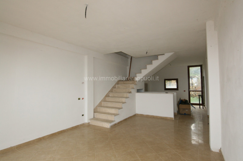 casa indipendente in vendita a Rapolano Terme in zona Serre di Rapolano