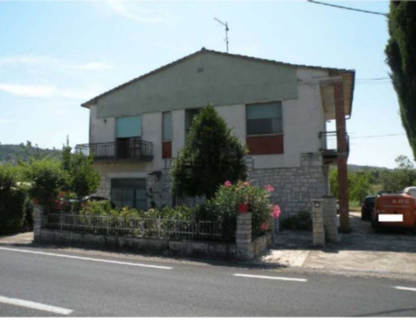 appartamento in vendita a Rapolano Terme in zona Serre di Rapolano