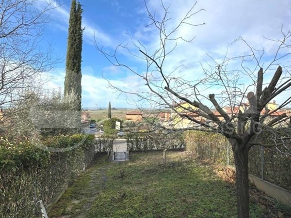casa indipendente in vendita a Rapolano Terme in zona Serre di Rapolano