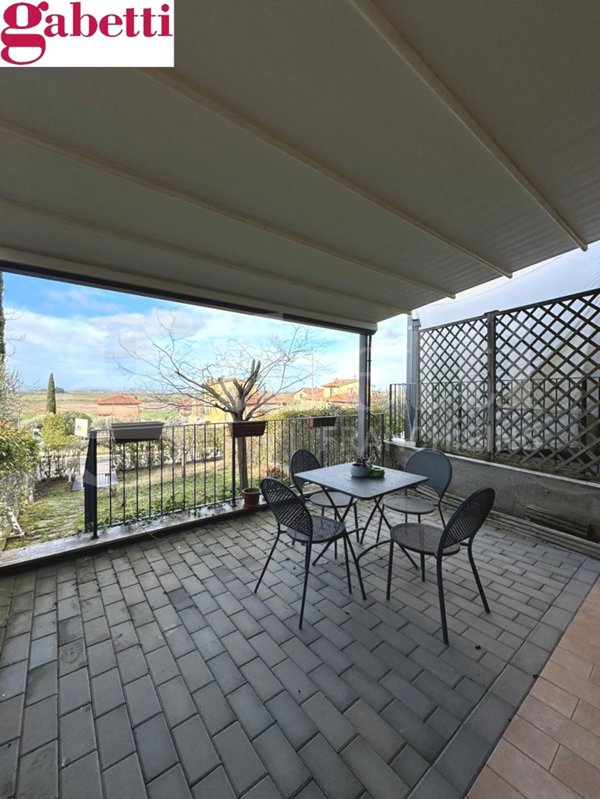 casa indipendente in vendita a Rapolano Terme in zona Serre di Rapolano