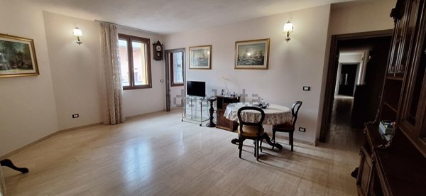 appartamento in vendita a Rapolano Terme in zona Armaiolo