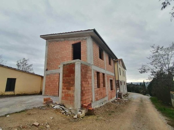 casa indipendente in vendita a Rapolano Terme in zona Serre di Rapolano