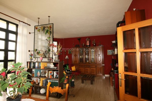 casa indipendente in vendita a Rapolano Terme in zona Serre di Rapolano