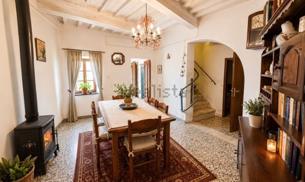 casa semindipendente in vendita a Rapolano Terme in zona Serre di Rapolano