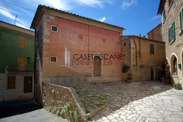 casa indipendente in vendita a Rapolano Terme in zona Serre di Rapolano