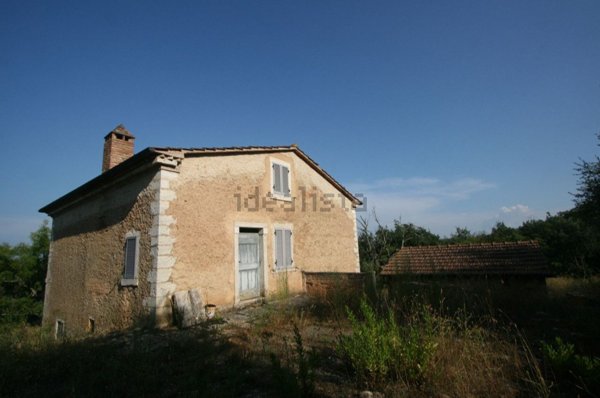 casale in vendita a Rapolano Terme in zona Armaiolo