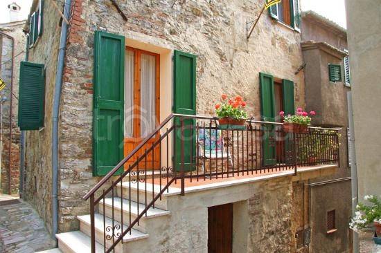 casa indipendente in vendita a San Casciano dei Bagni