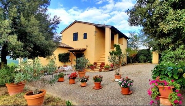 casa indipendente in vendita a San Casciano dei Bagni in zona Celle sul Rigo