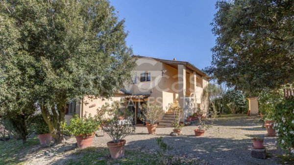 casa indipendente in vendita a San Casciano dei Bagni in zona Celle sul Rigo