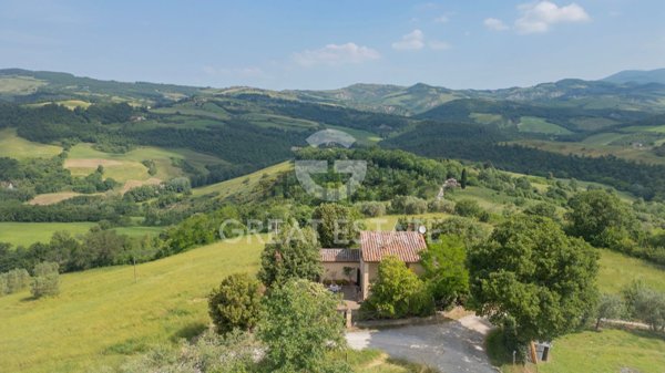 casa indipendente in vendita a San Casciano dei Bagni in zona Celle sul Rigo
